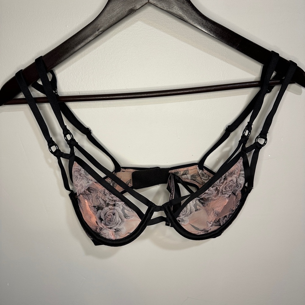 Victoria's Secret Black Strappy Underwire Bra with Blush Floral Cups